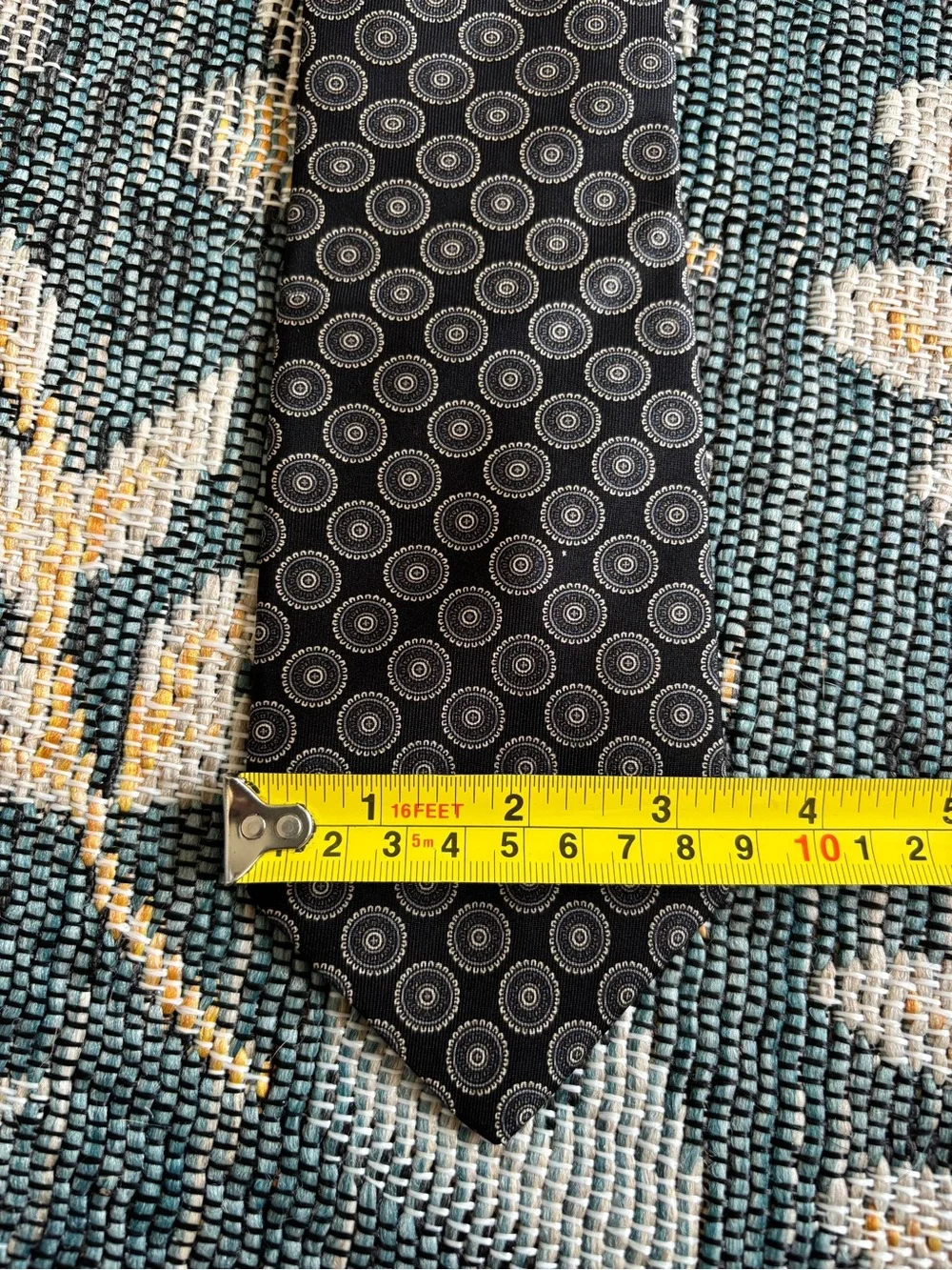 Oscar de la Renta Couture Grey and Navy Medallion Silk Tie